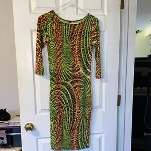 Elegant Swirl Pattern Long Sleeve Dress